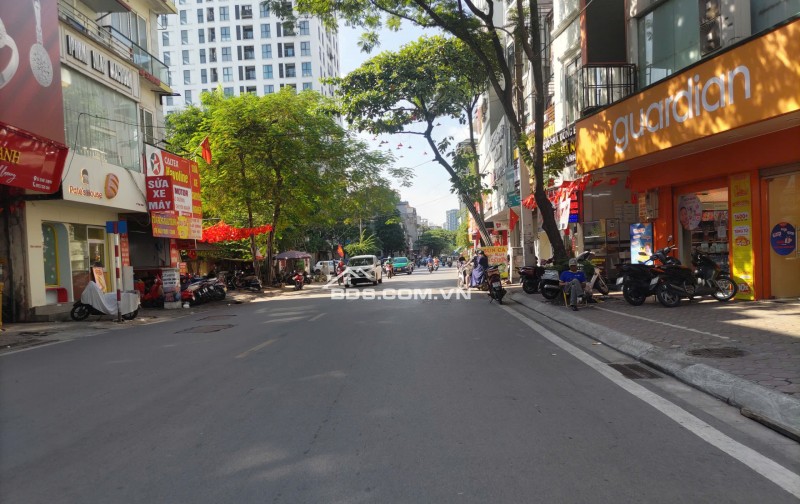 THÁI THỊNH - VĨNH HỒ - THỊNH QUANG: Nhà 5Tầng , ~50m2, 2 thoáng, VF3 đỗ cửa; Sẵn Ở Ngay